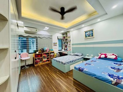 Phân lô vip hàm nghi   gara ô tô   6 tầng   full nội thất   ô chờ thang máy 4
