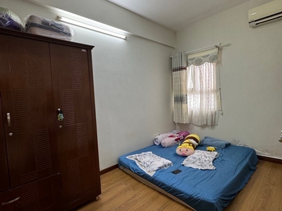 Chung cư âu cơ tower, tân phú - 72m2  chỉ 3ty3 có sổ có thang 3