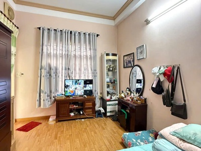 Bán nhà mặt tiền đường lam sơn, cách lê hồng phong 15m - tp nha trang dt : 168,4m2  giá bán : 18 tỷ 0