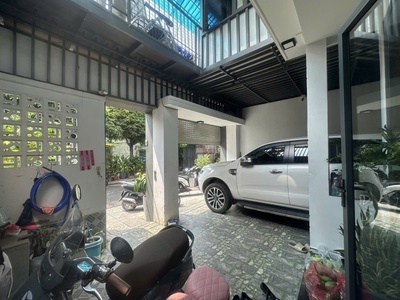 Chuyển hướng kinh doanh bán căn nhà tâm huyết- khu phân lô sát chợ hiệp thành- mặt tiền đường nội 0