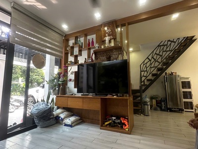 Chuyển hướng kinh doanh bán căn nhà tâm huyết- khu phân lô sát chợ hiệp thành- mặt tiền đường nội 2