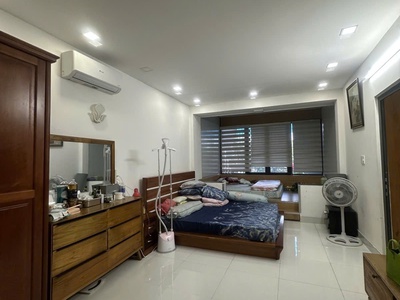 Chuyển hướng kinh doanh bán căn nhà tâm huyết- khu phân lô sát chợ hiệp thành- mặt tiền đường nội 4