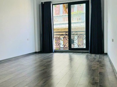 Phúc lợi - ô tô - ngõ thông - tiện ích ngập tràn - chỉ hơn 6 tỷ 3