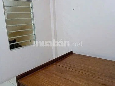 Cho thuê nhà 3 tầng,3 ngủ, đủ nội thất, hộ gia đình ở lâu dài tại ngũ hiệp, thanh trì,hn 2