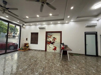 Bán căn nhà 2 tầng mặt đường đôi Nguyễn Văn Linh, ph Thanh Bình, TP HD, 65.2m2, mt 6.5m 3