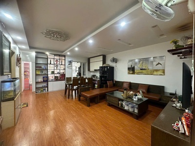 Bán căn hộ full đồ  78m , 3pn 2wc , ban công hướng nam, B2.1 chung cư Thanh Hà 2