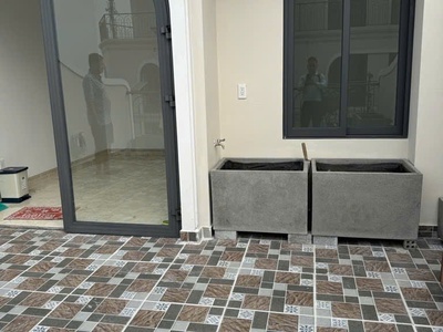 Bán Nhà Hẻm Nhựa 6 m, 80 m2, 4 Tầng, 8 pn, 8 WC, 2 pk, p Thờ, Bếp, Liên Khu 4-5, Bình Tân 0