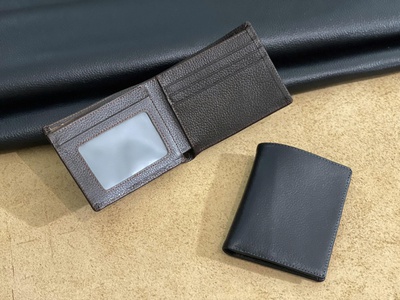 Nam giới nên chọn ví   thắt lưng da thật như thế nào để dùng bền lâu 1