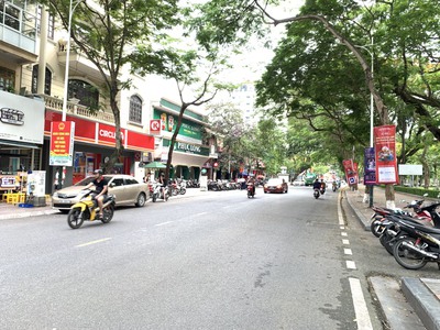 Cho thuê  nhà MT: 5m DT: 50m2 gần phố Trần Phú vỉa hè rộng rãi 0