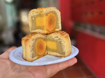 Bánh Trung Thu Sen Nguyễn Ngon 3