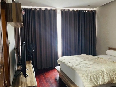 Lô góc- 4 tầng full nội thất vip- dt: 85m ngang 5m2 đường nguyễn hữu thọ, gần bv gia đình chỉ 7ty2. 0