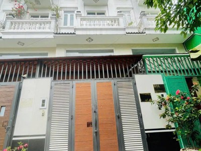 Bán nhà gò vấp, hẻm xe hơi vào nhà, 60m2, 5 tầng bề thế, vị trí cực đẹp 0