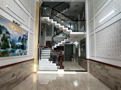 Bán nhà gò vấp, hẻm xe hơi vào nhà, 60m2, 5 tầng bề thế, vị trí cực đẹp 1