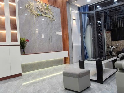 Nhà đẹp vị trí tốt sát mt phạm thế hiển p5 q8 3