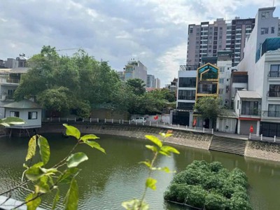 Bán nhà 4t ngọc lâm 52m lô góc oto vào nhà, view hồ tai trâu giá nhỉnh 14 tỷ thương lượng. 2