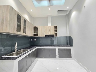 Nhà bán, khu vip bàu cát   đồng đen   hẻm xe hơi   4 tầng   thu nhập 200tr/năm   chỉ 7 tỷ nhỉnh 2