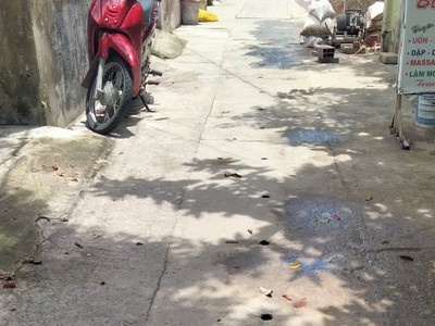 Bán nhà gác lửng đúc, dt 70m    lô góc 2 mặt kiệt 3m âu cơ, gần chợ hoà khánh   chỉ 2.45 tỷ 1