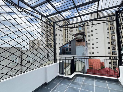 Trung tâm gia thụy, nguyễn văn cừ 38m2 6t thang máy, gara ô tô, full nội thất - 12,x tỷ 4