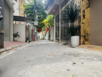 Bán gấp nhà nguyễn văn cừ 38m2 6t thang máy, gara ô tô, full nội thất - 12,x tỷ 0