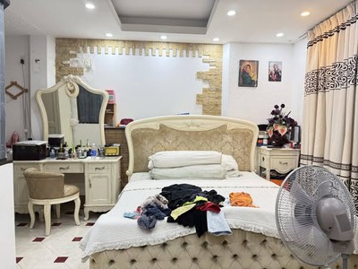 Nhà đường nguyễn thị minh khai phường bến thành quận 1 cũ. 2