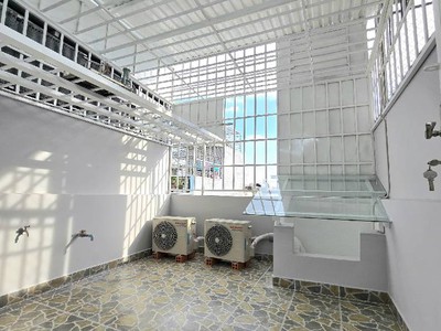 Nhà bán, khu vip bàu cát   đồng đen   hẻm xe hơi   4 tầng   thu nhập 200tr/năm   chỉ 7 tỷ nhỉnh 3
