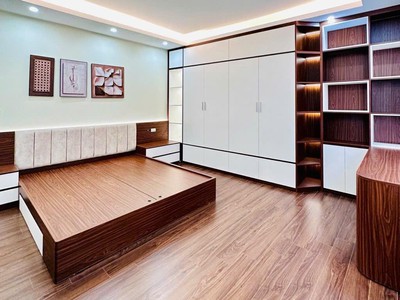 Bán nhà bồ đề long biên 32m2 5 tầng ngõ gần ô tô giá nhỉnh 5 tỷ 1