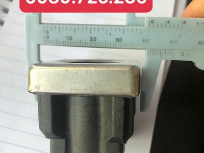 Chân tăng chỉnh inox bọc nhựa vuông 40   Giải pháp tối ưu cho nội thất bền đẹp 3
