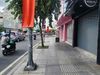 Cực hiếm - cho thuê nhà 2 mặt tiền lũy bán bích 522m  - ngang 14m 3