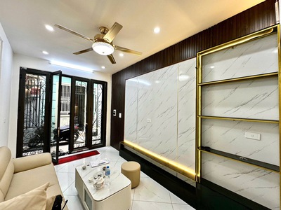  5.3 tỷ - nhà mới đẹp long lanh   ngõ 3 gác   50m ra phố minh khai  4