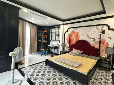 Bán tòa nhà mặt phố hoàng sâm, cầu giấy - 80m  x 8t thang máy có hầm - kinh doanh 3