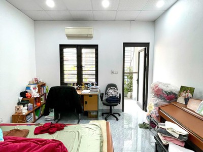 ✨ 5.5 tỷ d.u.y nhất 1 căn 60m - ngõ thông   nhà đẹp dân xây   gần hồ thanh nhàn   2 thoáng vĩnh 3