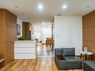 Giá rẻ    mặt phố mỹ đình 180m2x9 tầng,lô góc, mặt tiền 35m, 250 triệu/tháng, 79 tỷ 2