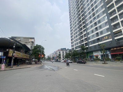 Siêu phẩm gia lâm - vuông a4-ngõ thông-ô tô tránh- ở hay kinh doanh cực đỉnh    71m   nhỉnh 0