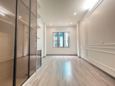 Chủ vỡ nợ cần bán gấp - nhà hoàng hoa thám vị trí thuận tiện nhất ngõ rộng 3m trước nhà 4m -  giao 0
