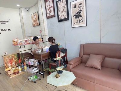 Sang tiệm nail, mi, gội tại 798 an dương vương. q6. 1