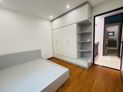 Hoàng sâm dt 35m chỉ 7,35 tỷ phân lô,2 thoáng,ô tô tránh 15m,full nội thất 2