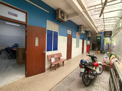 Chính Chủ Bán Tòa Nhà Mặt Tiền Trường Học Dĩ An 1 Trệt 4 Lầu 10x40,4 1