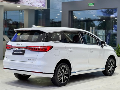 BYD M6 - Xe thuần điện 7 Chỗ tốt nhất hiện nay. 1