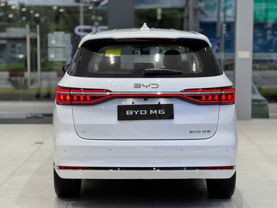 BYD M6 - Xe thuần điện 7 Chỗ tốt nhất hiện nay. 2