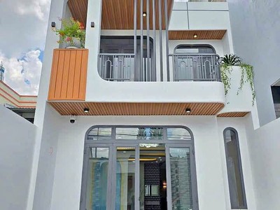 Chính chủ bán nhà mới 1 trệt 1 lầu   Giá chỉ 2 tỷ 4 0