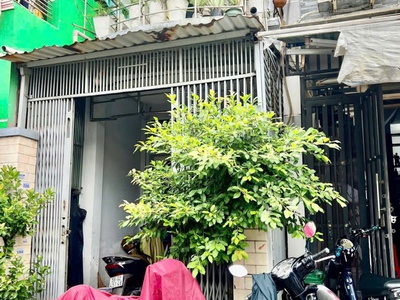 Nhà sổ hồng riêng chỉ 3 tỷ xíu 1 lầu đường 5m thông tân chánh hiệp q12 1