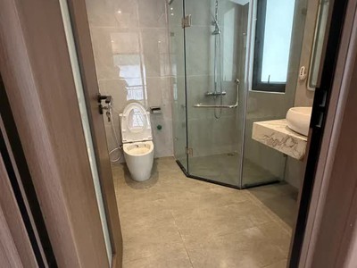 Nhà mới đủ nội thất ngoc ô tô phố thạch cầu 35m2 x 5 tầng, mặt tiền 4.7m 6.6 tỷ long biên. 2