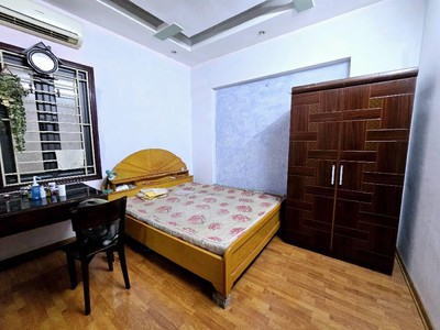 Bán nhà tây hồ xuân la 35m2, 4t, 2 mặt ngõ, ô tô đỗ cửa, gần hồ tây 1