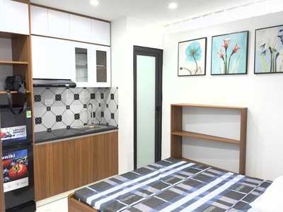 Cần bán căn hộ dịch vụ 80m 6 tầng ccmn thang máy, dòng tiền đỉnh ngay học viện nông nghiệp, pccc 1