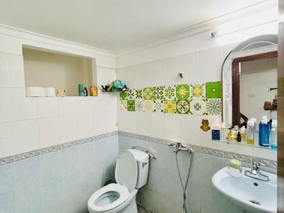 Nhà đẹp cần bán đống đa - tặng full nội thất - ngõ thoáng 2