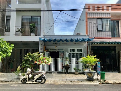 Bán Đất Tặng Nhà 105M2 Ngay Công Viên,119 Hoàng Thị Ái, Đang Cho Thuê 6tr/tháng 0