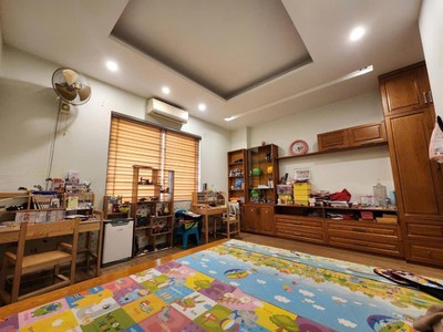 Bán nhà kim mã   mặt ngõ lô góc, ô tô tránh   kinh doanh siêu đỉnh 2
