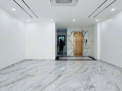 Bán siêu phấm phố sài đồng 60m2, 7t, mt5.1m, vỉa hè, 2 mặt ngõ thông ô tô tránh - 21 tỷ 2