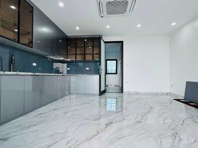 Bán siêu phấm phố sài đồng 60m2, 7t, mt5.1m, vỉa hè, 2 mặt ngõ thông ô tô tránh - 21 tỷ 3