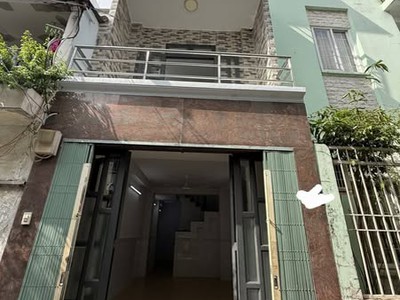 Nhà đường hòa hưng phường 13 quận 10 cũ. 0